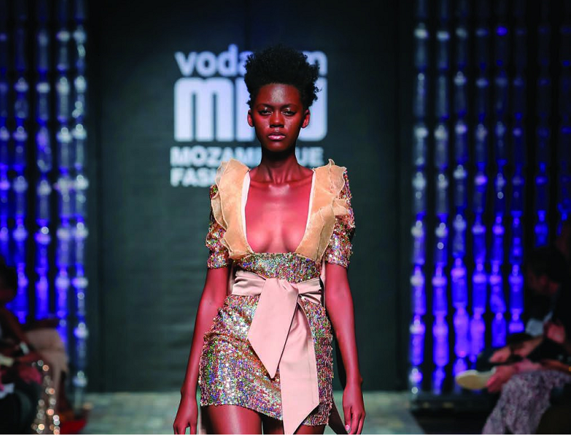 Mozambique Fashion Week – Mais Do Que Moda